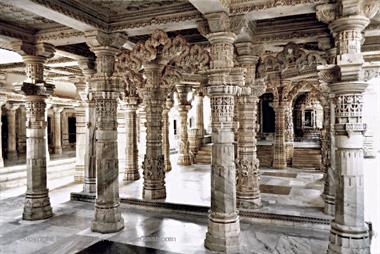 04 Jain-Temple,_Mount Abu 01_b_H600